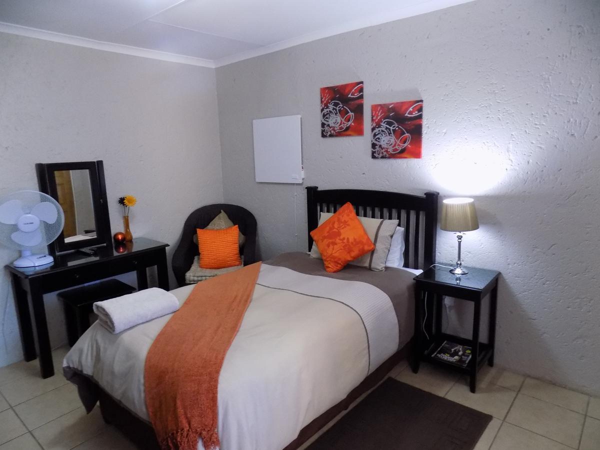 Castle Lodge Boksburg Eksteriør billede